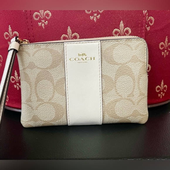 Coach Cream and Beige Wristlet - Picture 2 of 16